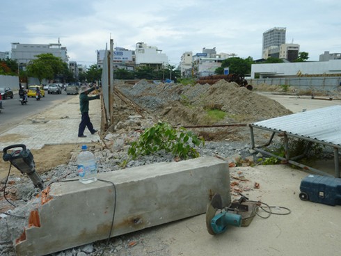 Thảm cảnh rác ngập