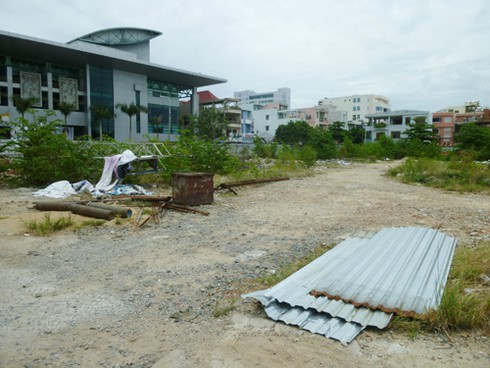 Thảm cảnh rác ngập