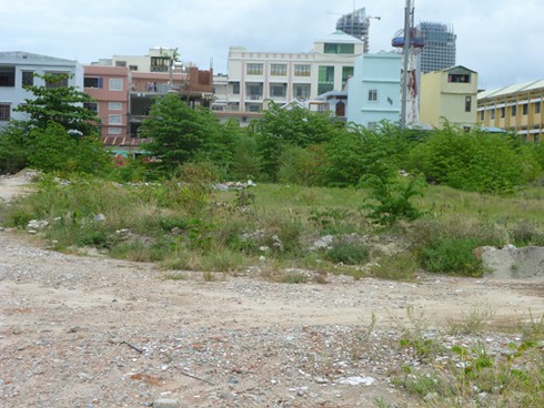 Thảm cảnh rác ngập