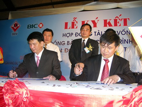 Thảm cảnh rác ngập