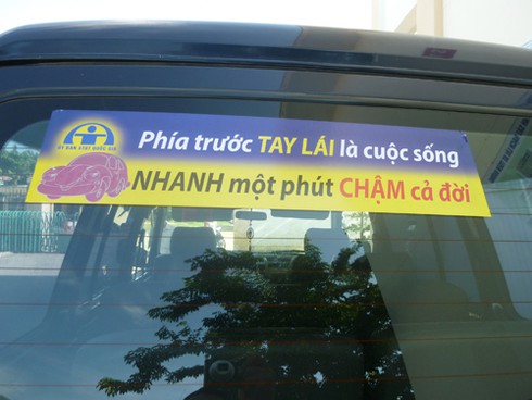 Khi tài xế lên tiếng: “Xin đừng hôn em!” - ảnh 1