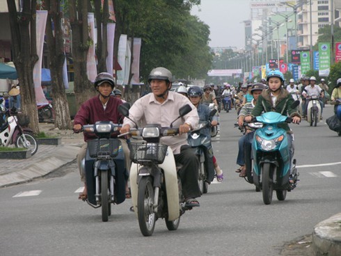 Đà Nẵng miễn phí đường bộ cho các hộ nghèo - ảnh 1