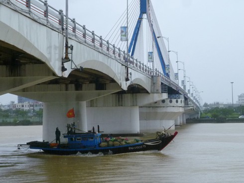 Bão số 8: Chùm ảnh Đà Nẵng chìm trong mưa lớn - ảnh 6