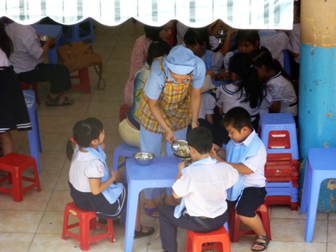 Đà Nẵng: Trường Trần Cao Vân đang hợp thức hoá sổ sách, chứng từ? - ảnh 1