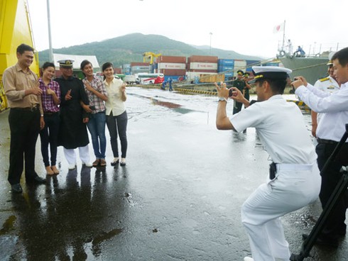 Cận cảnh tàu Tự vệ biển Nhật Bản thăm Đà Nẵng - ảnh 26