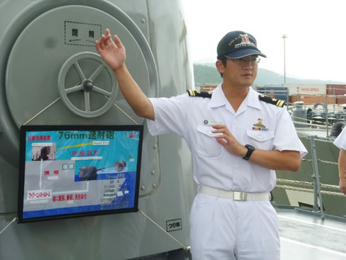 Cận cảnh tàu Tự vệ biển Nhật Bản thăm Đà Nẵng - ảnh 6