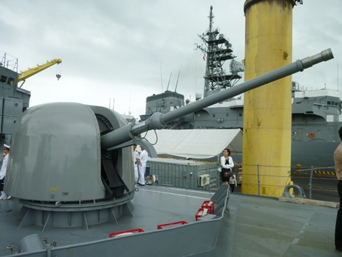 Cận cảnh tàu Tự vệ biển Nhật Bản thăm Đà Nẵng - ảnh 7