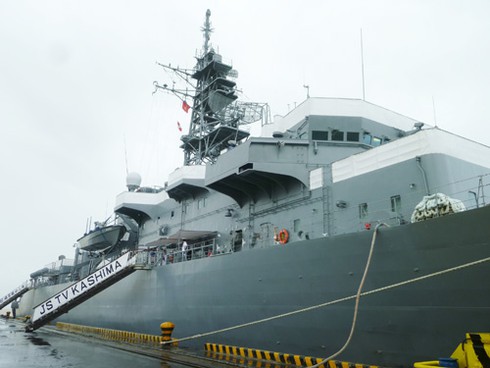 Cận cảnh tàu Tự vệ biển Nhật Bản thăm Đà Nẵng - ảnh 15