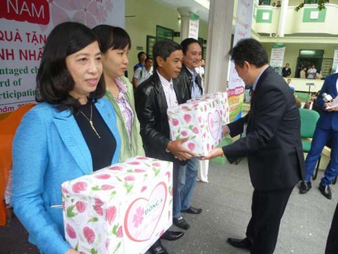 Đà Nẵng: Lập kỷ lục gói quà từ thiện nhiều nhất, nhanh nhất! - ảnh 2