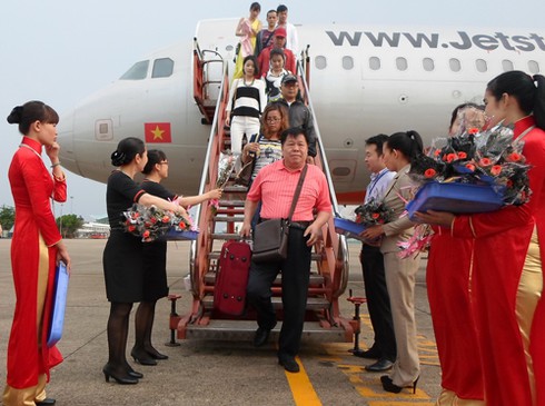 Jetstar khai trương hai đường bay kết nối Macau với Hà Nội, Đà Nẵng - ảnh 1