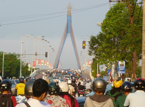 Đà Nẵng: Kỳ thú phố biển bỗng chìm trong sương mù - ảnh 2