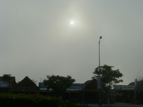 Đà Nẵng: Kỳ thú phố biển bỗng chìm trong sương mù - ảnh 14