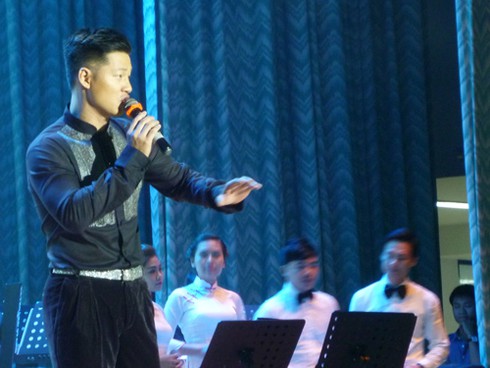 “Kỳ lạ” đêm nhạc “Gác Trịnh” ở Đà Nẵng - ảnh 5