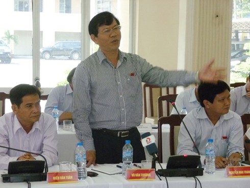 Bí thư Đà Nẵng “truy” Giám đốc Sở, Chủ tịch quận chuyện dân đổ rác - ảnh 4