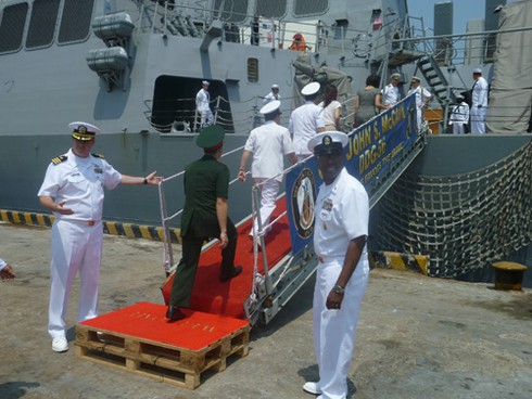 Sĩ quan Hải quân Việt Nam