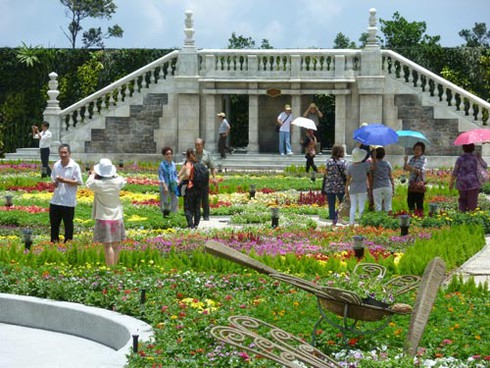 Ông Nguyễn Bá Thanh dự chuyến tàu hỏa leo núi đầu tiên tại Việt Nam - ảnh 22