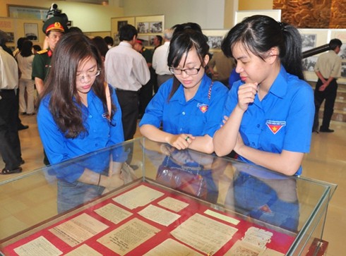 Đà Nẵng khai mạc triển lãm “60 năm chiến thắng Điện Biên Phủ” - ảnh 2