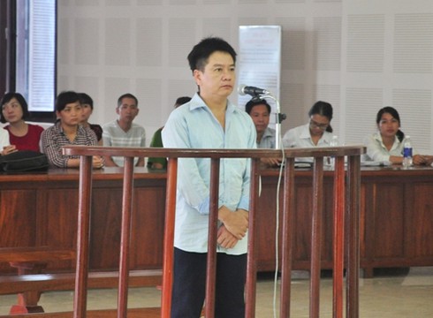 Đà Nẵng: Con dối cha, lừa thiên hạ, ngân hàng lãnh đủ! - ảnh 1