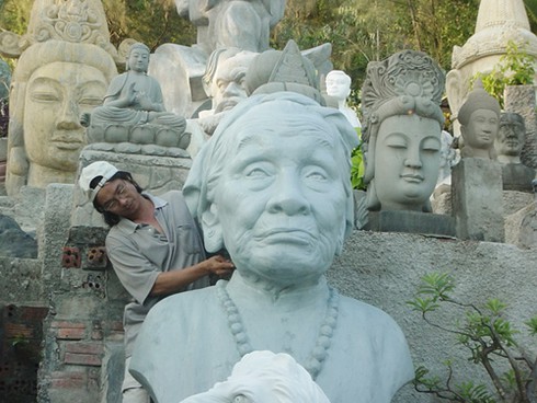 Công nhận làng đá mỹ nghệ Non Nước là Di sản phi vật thể quốc gia - ảnh 1