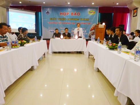 Trọng Tấn, Anh Thơ hát gây quỹ ủng hộ xây Nhà trưng bày Hoàng Sa - ảnh 1