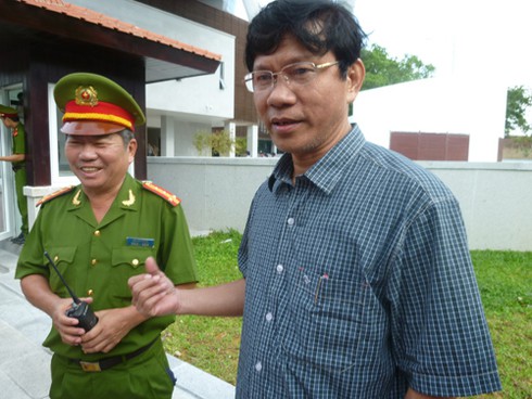 Xảy ra cháy trong tầng hầm Trung tâm Hành chính Đà Nẵng - ảnh 9