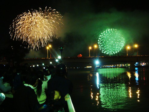 Đà Nẵng: 4 điểm bắn pháo hoa giao thừa “mới toanh” đón Tết Ất Mùi - ảnh 1