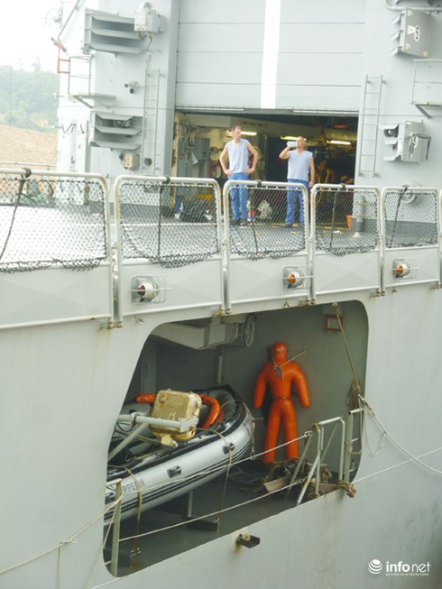 Tàu Hải quân Pháp sẽ huấn luyện tác chiến với Hải quân Việt Nam - ảnh 18