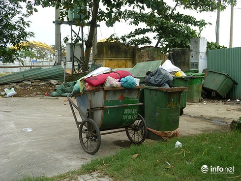 Văn minh đô thị Đà Nẵng: Những điều trông thấy mà… chướng mắt! - ảnh 2