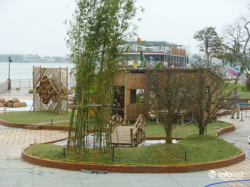 Đà Nẵng: Đường hoa xuân Bạch Đằng rực rỡ chờ giờ khai hội - ảnh 7