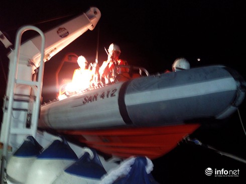 Đà Nẵng: Cứu ngư dân 2 tàu cá bị nạn trên vùng biển Hoàng Sa - ảnh 1