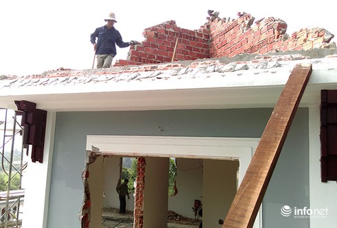 Hình ảnh độc quyền về việc tháo dỡ biệt thự trái phép ở Hải Vân - ảnh 2