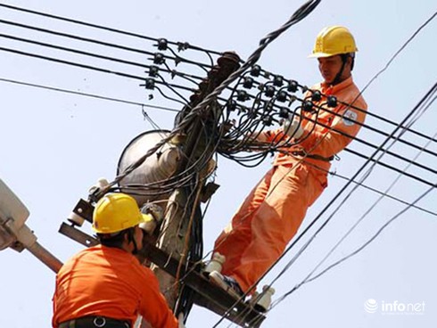 Cả 3 tỉnh Bắc Trung bộ mất điện suốt gần 3 tiếng - ảnh 1