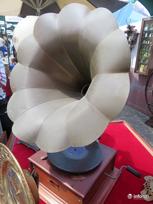 Du lịch Đà Nẵng: Hấp dẫn “Chợ phiên đồ xưa Đà thành” - ảnh 38