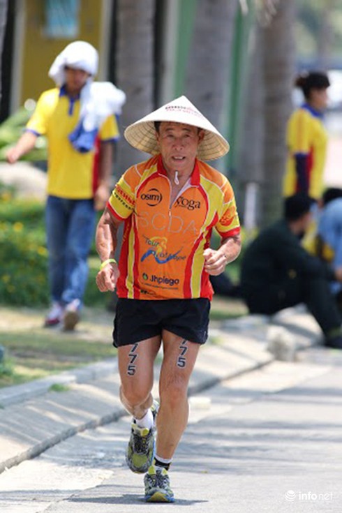 Hai VĐV Nam Phi, Thụy Sĩ vô địch cuộc đua “3 môn phối hợp” tại Đà Nẵng - ảnh 7