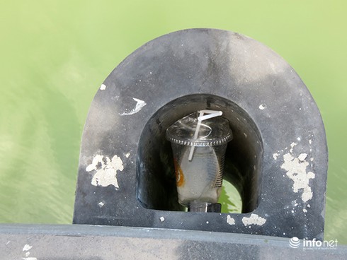 “Cầu tàu tình yêu” ở Đà Nẵng: Lãng mạn, ngộ nghĩnh và… nguy cơ! - ảnh 23