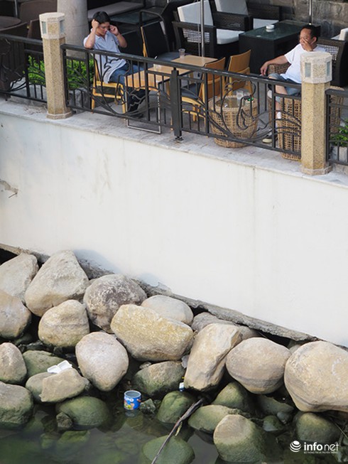 “Cầu tàu tình yêu” ở Đà Nẵng: Lãng mạn, ngộ nghĩnh và… nguy cơ! - ảnh 32