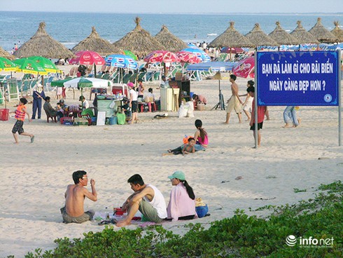 Đà Nẵng: Biển là nơi đầu tiên thí điểm xử phạt hành vi xả rác nơi công cộng - ảnh 1