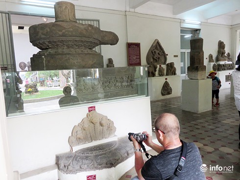 Bảo tàng chỉ như một nơi cất giữ đồ cũ? - ảnh 1