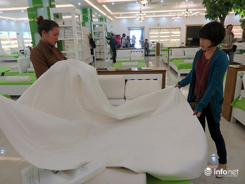 Đà Nẵng: Bất thường giá bán ở showroom chỉ tiếp khách Trung Quốc - ảnh 2