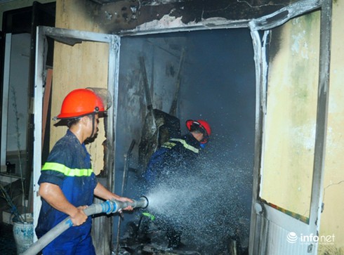 Đà Nẵng: Nhiều vụ cháy nhà kho lúc sáng sớm - ảnh 1