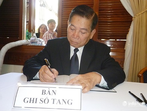 Đọc lại những dòng của lãnh đạo Đảng, Nhà nước trong sổ tang ông Nguyễn Bá Thanh - ảnh 7