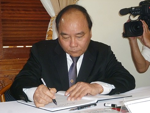 Đọc lại những dòng của lãnh đạo Đảng, Nhà nước trong sổ tang ông Nguyễn Bá Thanh - ảnh 5