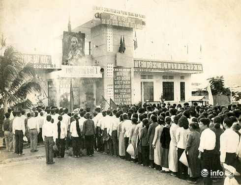 Đà Nẵng triển lãm ảnh tư liệu về bầu cử từ năm 1976 đến 2011 - ảnh 1