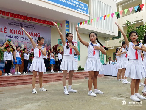 Đà Nẵng: Lần đầu tiên khai giảng ngôi trường mang tên Hoàng Sa - ảnh 4
