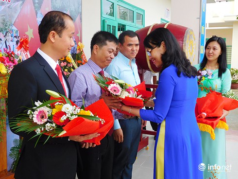 Đà Nẵng: Lần đầu tiên khai giảng ngôi trường mang tên Hoàng Sa - ảnh 6