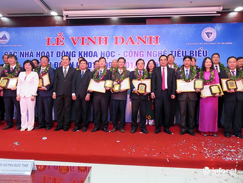 Người phản biện xây hầm qua sông Hàn được vinh danh “Nhà KH-CN tiêu biểu