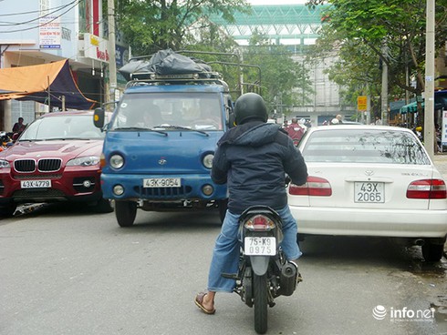 Đà Nẵng: Ưu tiên đầu tư ngay các bãi đỗ xe ngầm tại khu vực dân cư đông đúc - ảnh 1
