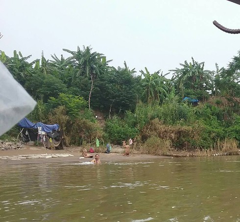 Sông Hồng có gì