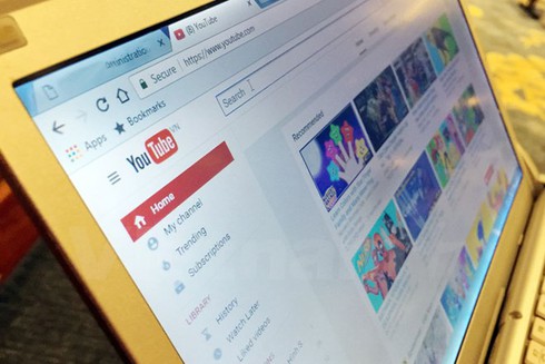 Google đã ngăn chặn 1.500 clip có nội dung xấu độc trên YouTube - ảnh 1