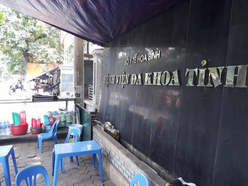 Thực nghiệm hiện trường vụ 8 người chết khi chạy thận - ảnh 1